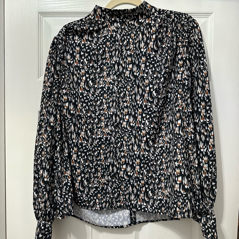 Express Black and White Patterned Blouse